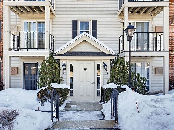 2nd image of 15 Northbrook Drive #1512