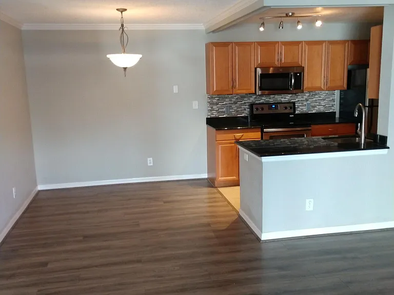 3321 Haviland Ct #103 — Photo 5