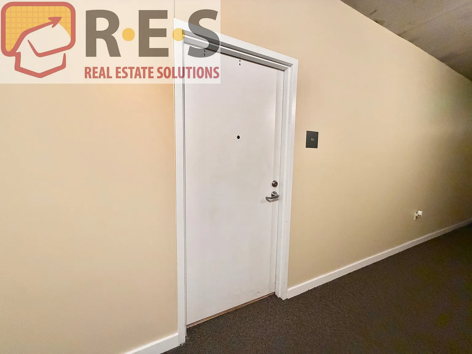 1 bed, 797 sqft, $1,895 — Photo 2