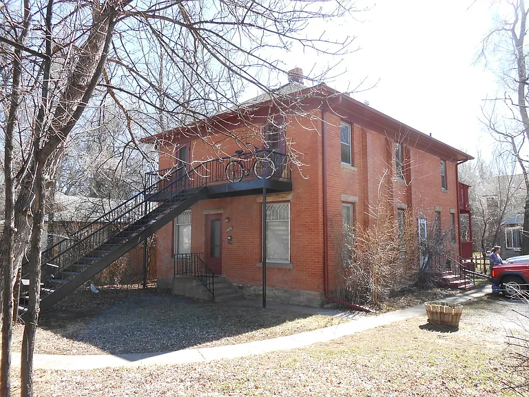 1123 Laporte Ave — Photo 2