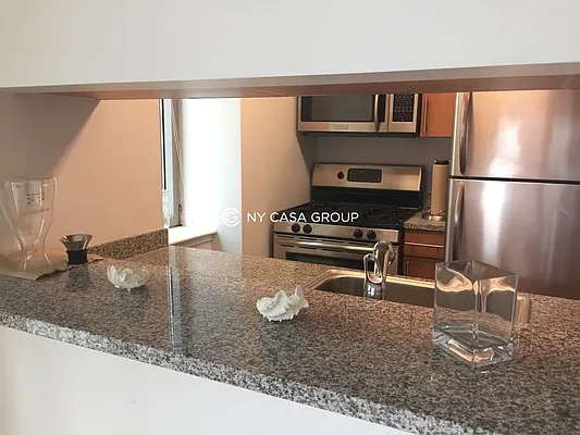 Rented by NY Casa Group | media 3