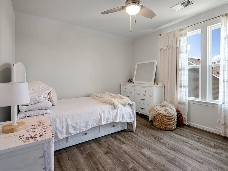16848 White Daisy Loop — Photo 68