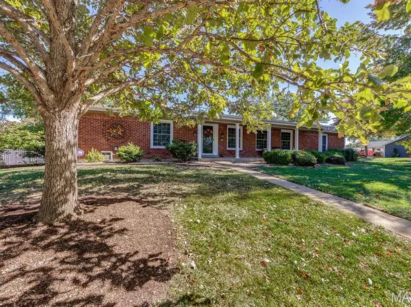 9506 Trinadad Ln, Saint Louis, MO 63126