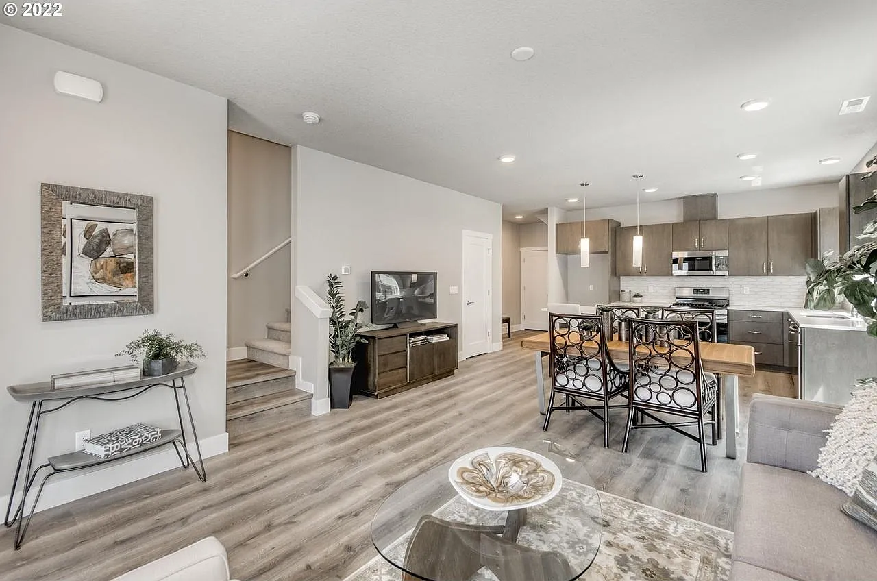 2 bed, 2.5 bath, 1200 sqft, $2,400 — Photo 4