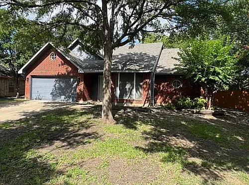 7416 Bear Lake Dr Photo 1