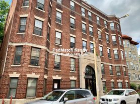 10 Lothian Rd