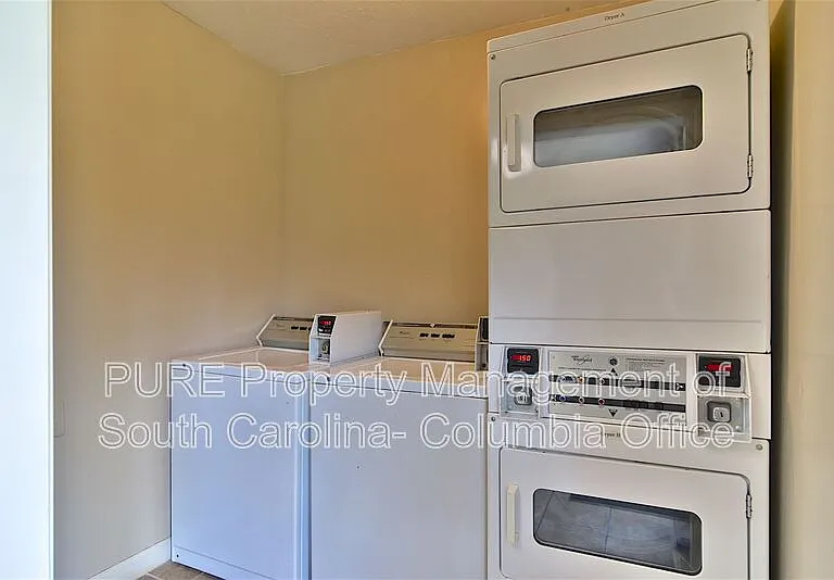 1002 Old Manor Rd — Photo 31