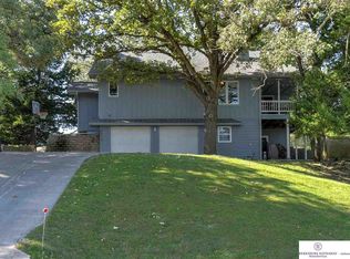 8879 Greenwood Rd, Plattsmouth, NE 68048