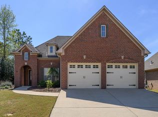 1124 Weybridge Way, Pelham, AL 35124