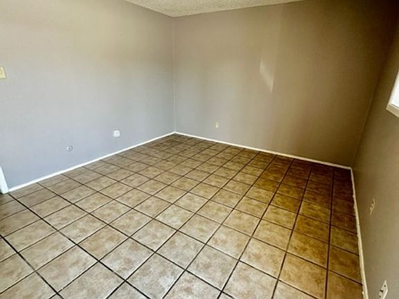2nd image of 116 Nederland Ave APT 3A