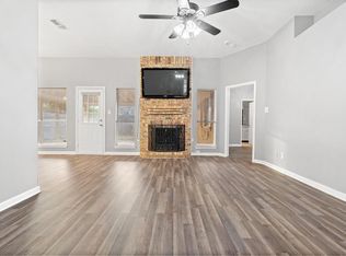 1921 Kings Canyon Cir, Fort Worth, TX 76134