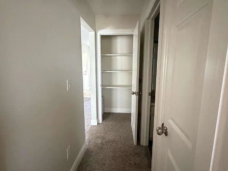 635 Harvey St — Photo 20