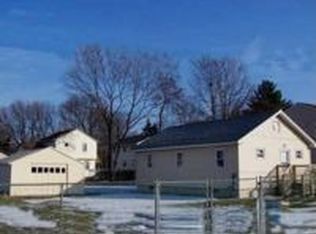 25 Morton St, Springfield, MA 01119