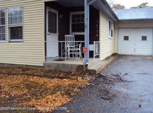 12 Canton Dr #B, Manchester Township, NJ 08759