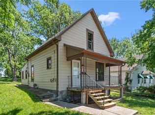 119 S Neconi Ave, Bonner Springs, KS 66012