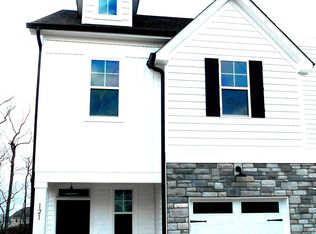 121 McDowell Ln, Mebane, NC 27302