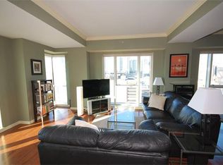 1 Nassau St Unit 1601, Boston, MA 02111
