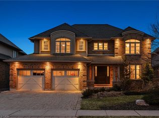 325 Deerfoot Trl, Waterloo, ON N2K 0B4