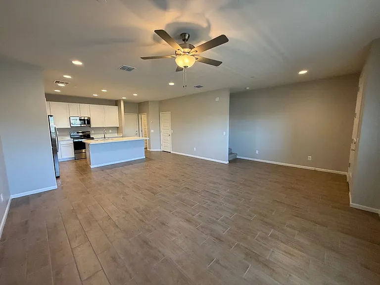 733 E Commonwealth Ave #5 — Photo 7