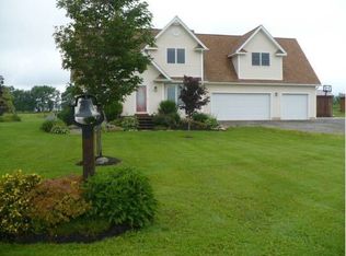 4986 Marshfield Rd, Lawtons, NY 14091