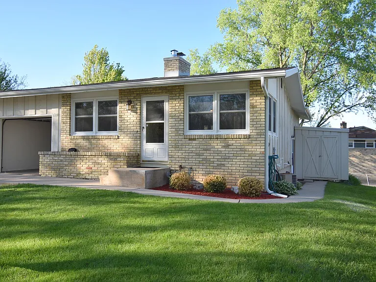 6706 Spring Grove Ct #6706 — Photo 1