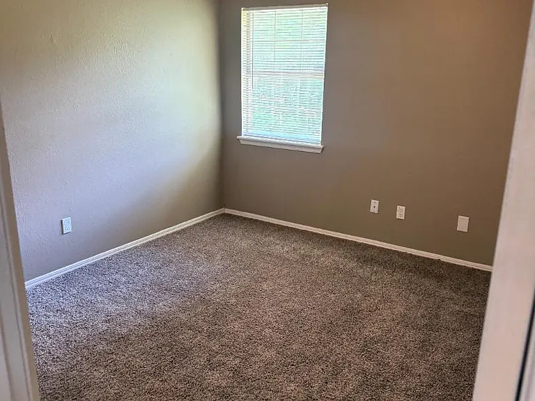 Unit Photo