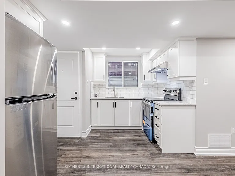 36 Quinton Rdg #UPPER — Photo 29
