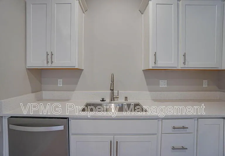 2331 E Otter Loop #A — Photo 8