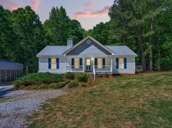 2028 Canterbury Rd, Clayton, NC 27520