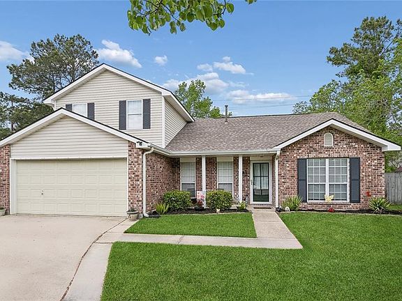2nd image of 1104 Charlie Dr
