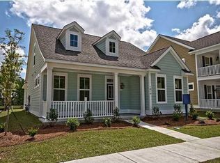 103 Hemlock St, Summerville, SC 29483