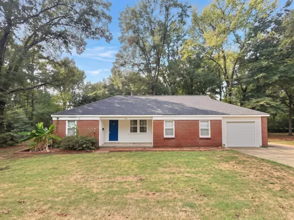487 S Center St, Collierville, TN 38017