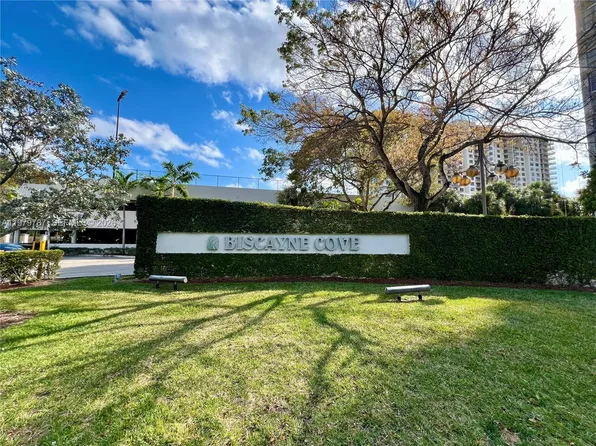 18151 NE 31st Ct Ph 103, Aventura, FL 33160