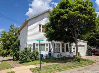 108 W Ridge St, Ishpeming, MI 49849