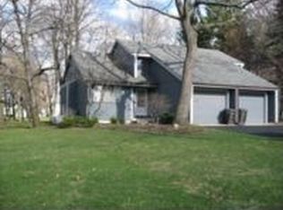 2405 Strathmore St, Kalamazoo, MI 49009