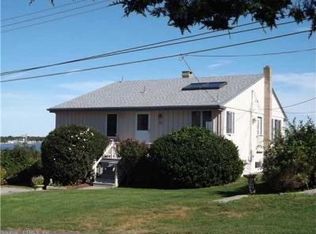 15 Center Dr, Stonington, CT 06378