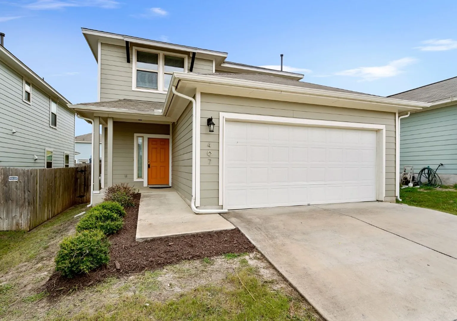 467 Twisted Oaks Ln, Buda, Texas 78610 — Photo 1