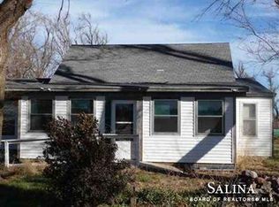 1480 11th Rd, Lyons, KS 67554