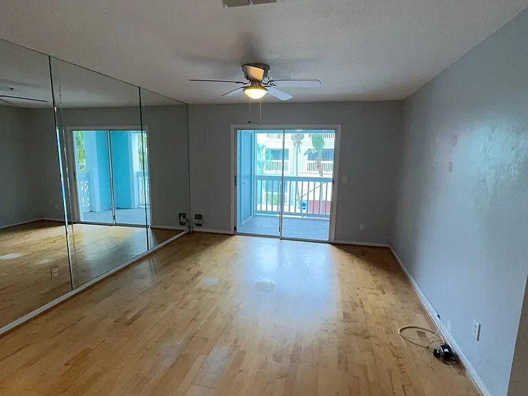 3002 W Cleveland St #D6 — Photo 2