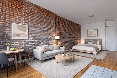 322 East 89th Street, #5D