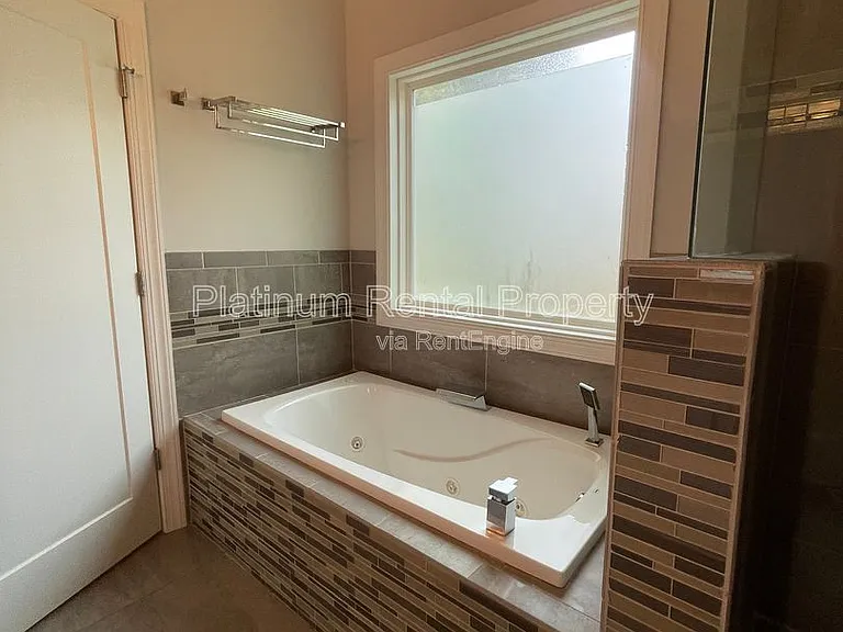 149 Dahlgren St SE — Photo 37