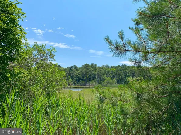 6 Pine Cone Way, Ocean Pines, MD 21811