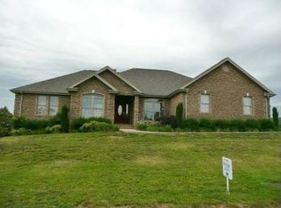 505 Pueblo Dr, Kingsport, TN 37664
