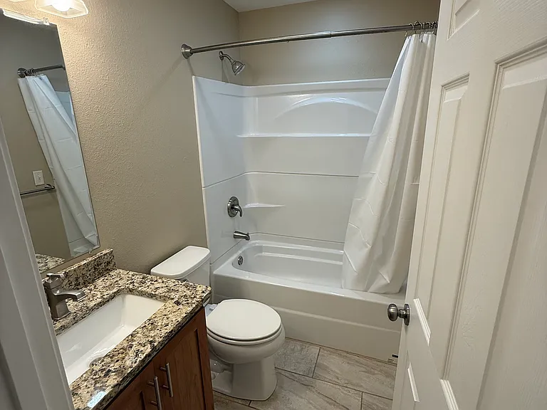 178 Ramseur St #B — Photo 12