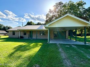 726 Henleyfield McNeill Rd, Carriere, MS 39426