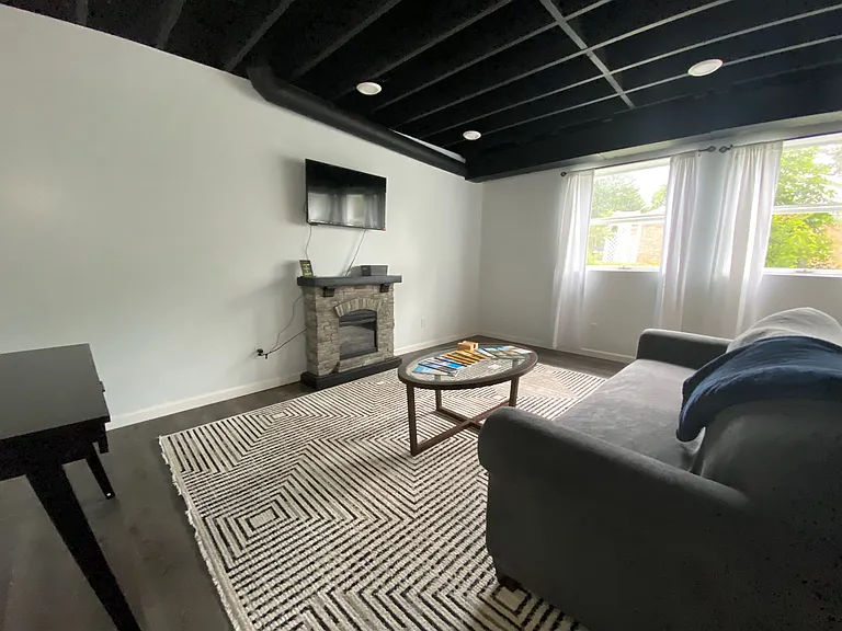 406 Lark Ln #1 — Photo 25