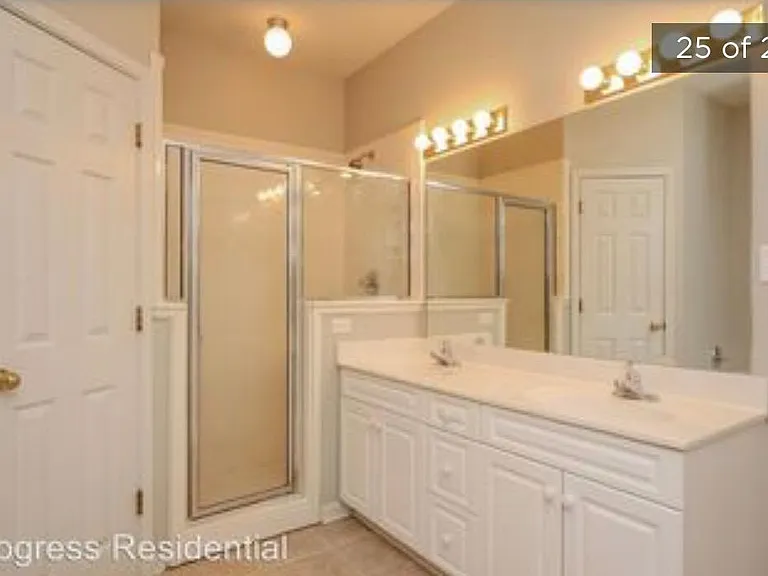 1112 Island Pl E — Photo 4