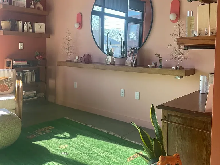 1545 E 2nd St E #3 — Photo 9