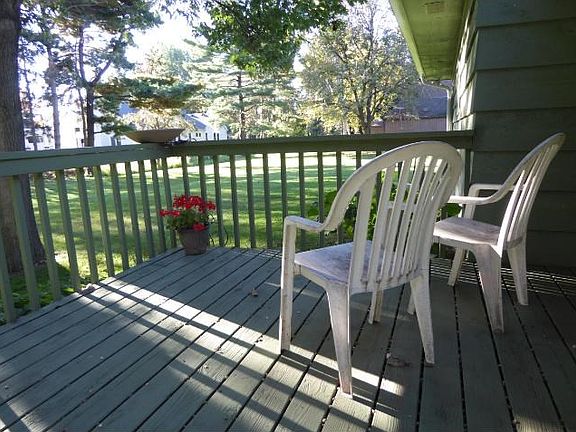 COME SIT A SPELL Watch the clouds go by! Or summer BBQs-perfect compliment for entertaining