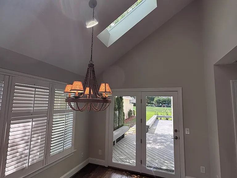 Bright breakfast nook